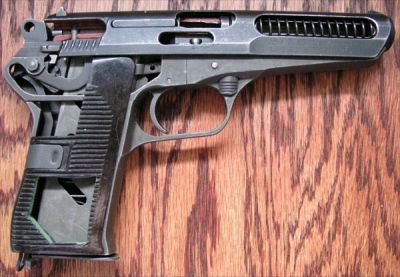CZ 52